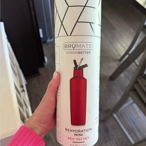 Brumate Rehydration Mini - Red Velvet